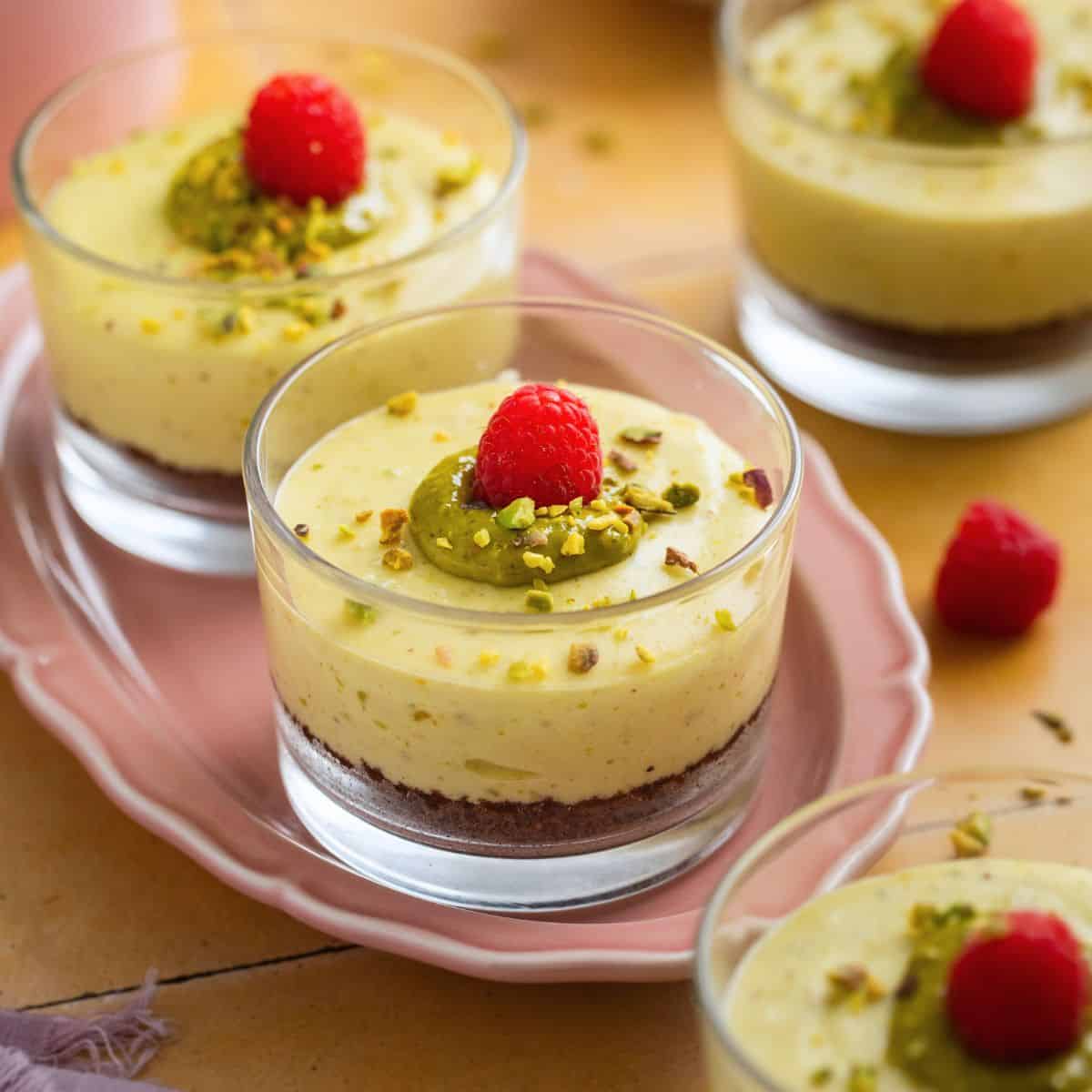 No Bake Pistachio Cheesecake Cups